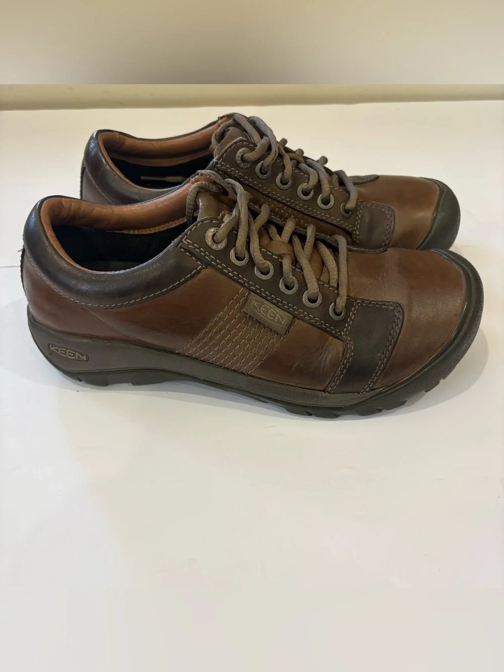 Keen men’s brown